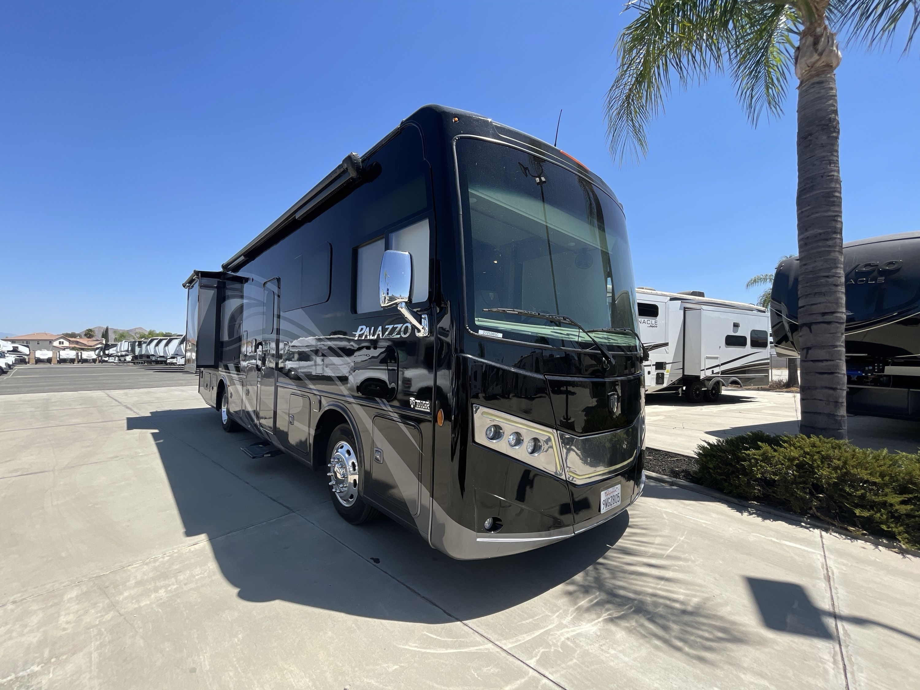 2022 Thor PALAZZO 33.5 RV