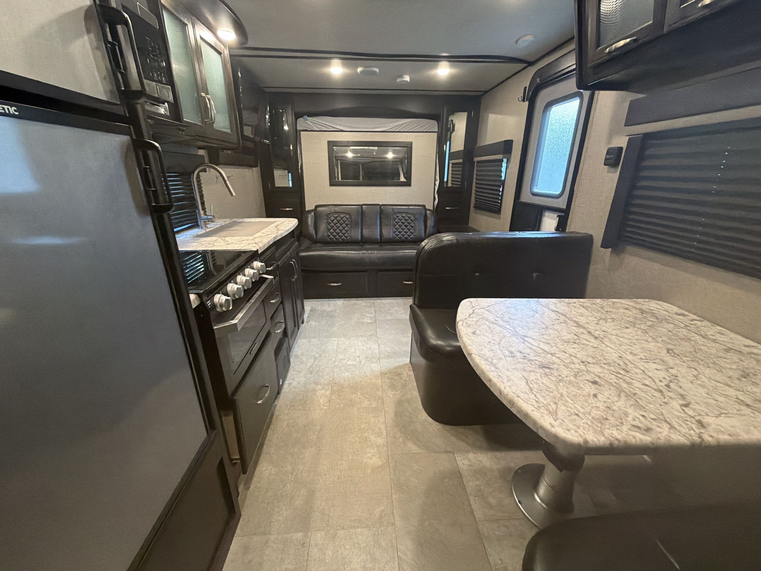2019 Grand Design IMAGINE 21BHE in west boylston MA