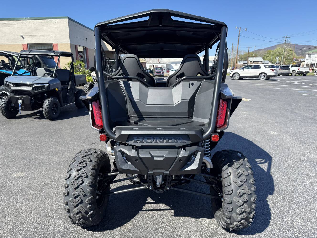A photo of this 2026 Honda Talon 1000X-4 FOX Live Valve