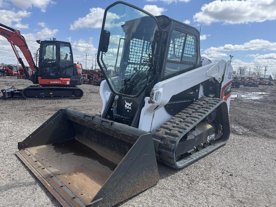 2023 BOBCAT T62 in Loretto, MN