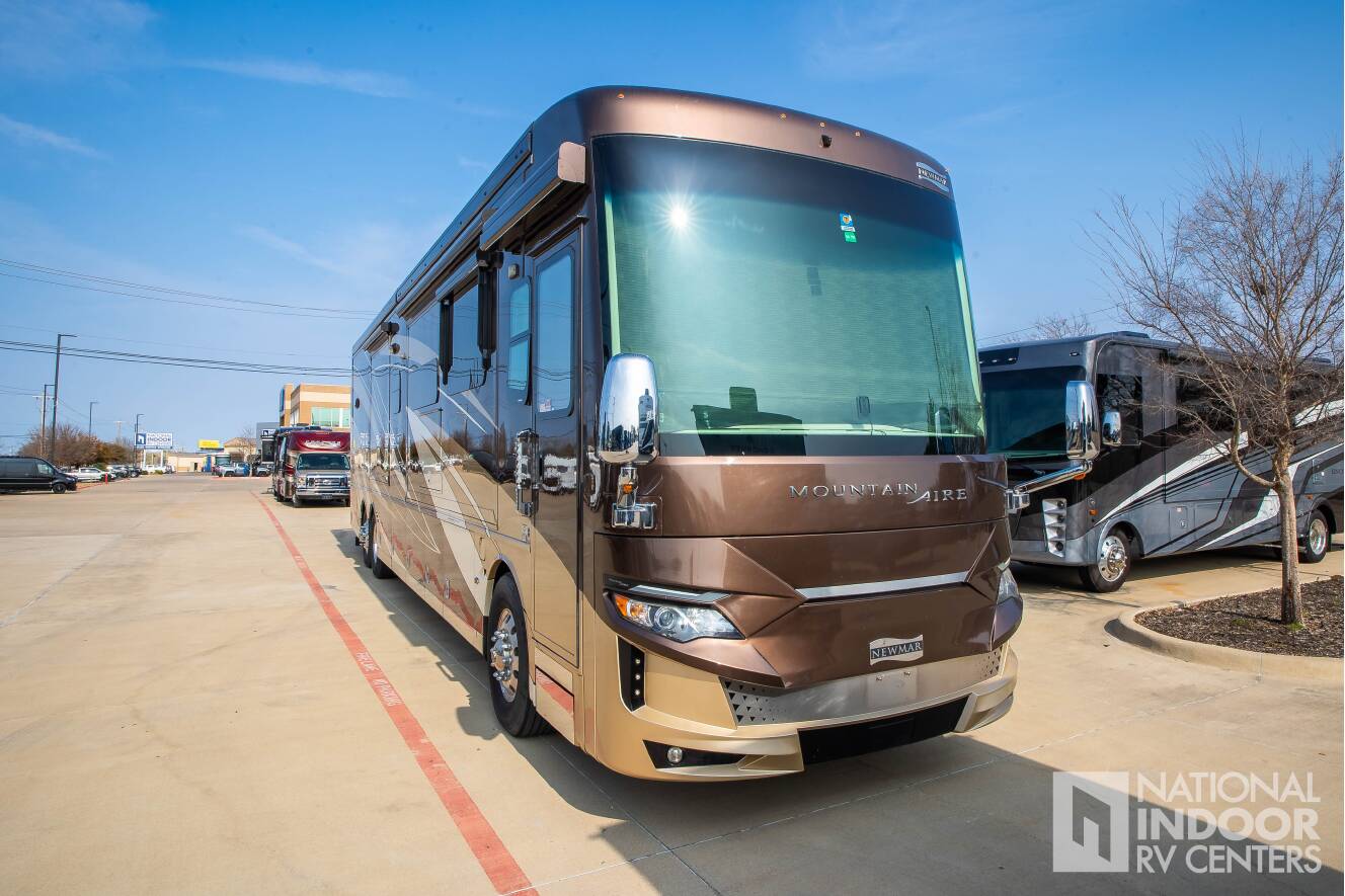A photo of this 2021 Newmar Mountain Aire 4543