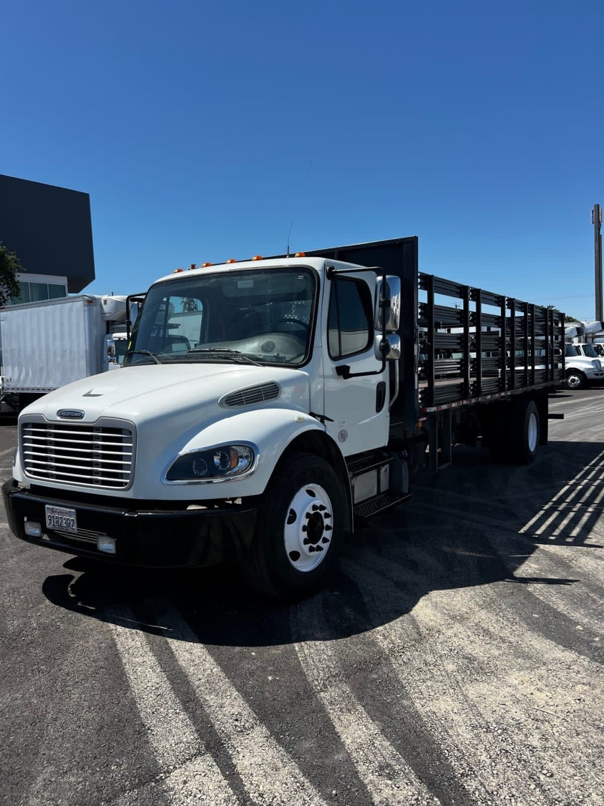2020 FREIGHTLINER BUSINESS CLASS M2 106 in Santa Fe Springs, CA