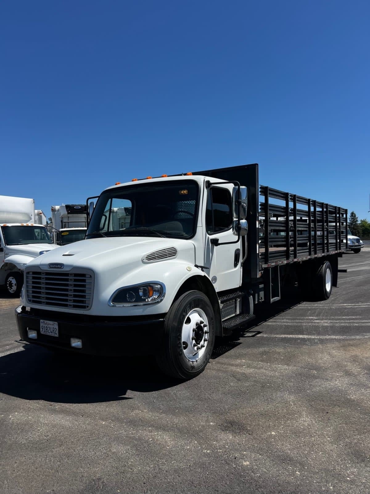 2020 FREIGHTLINER BUSINESS CLASS M2 106 in Santa Fe Springs, CA