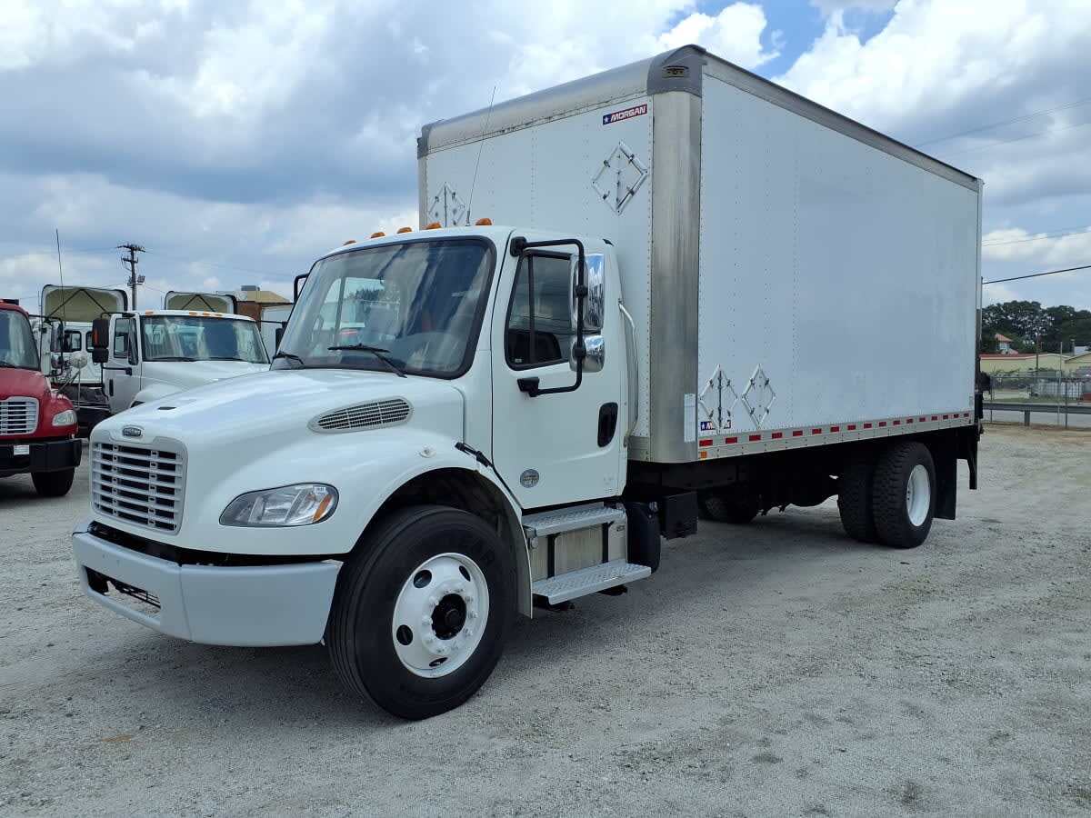 2021 FREIGHTLINER BUSINESS CLASS M2 106 in Greenville, SC