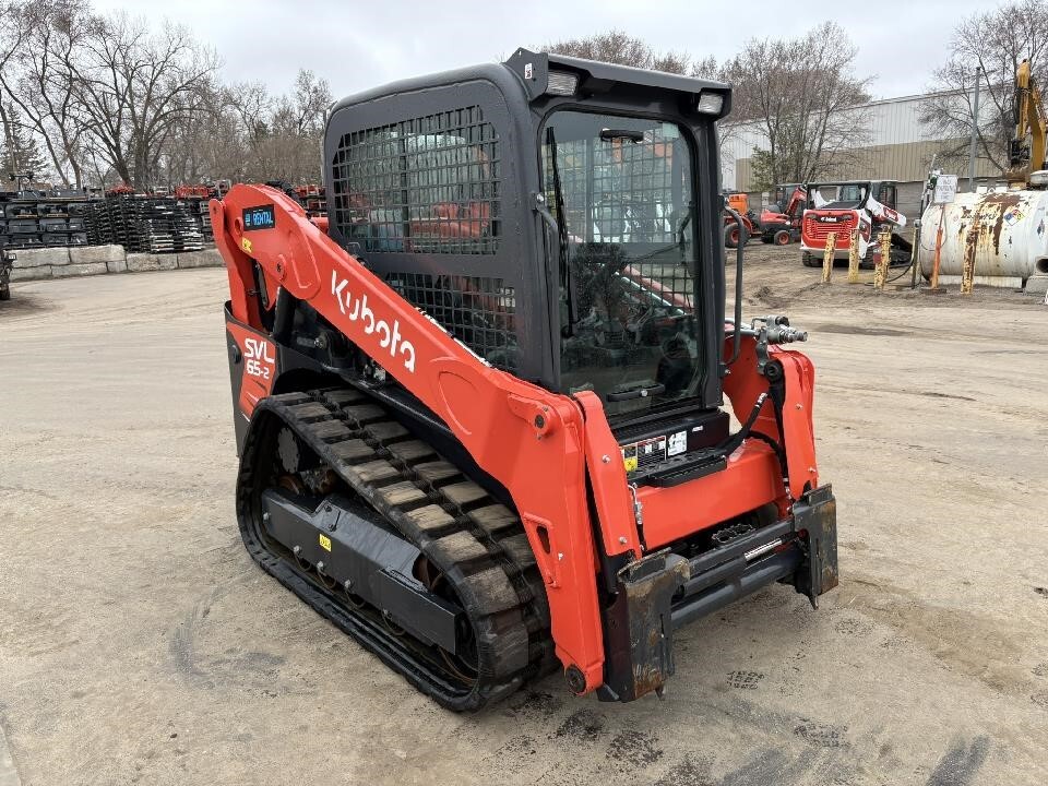 2024 KUBOTA SVL65-2 in Anoka, MN