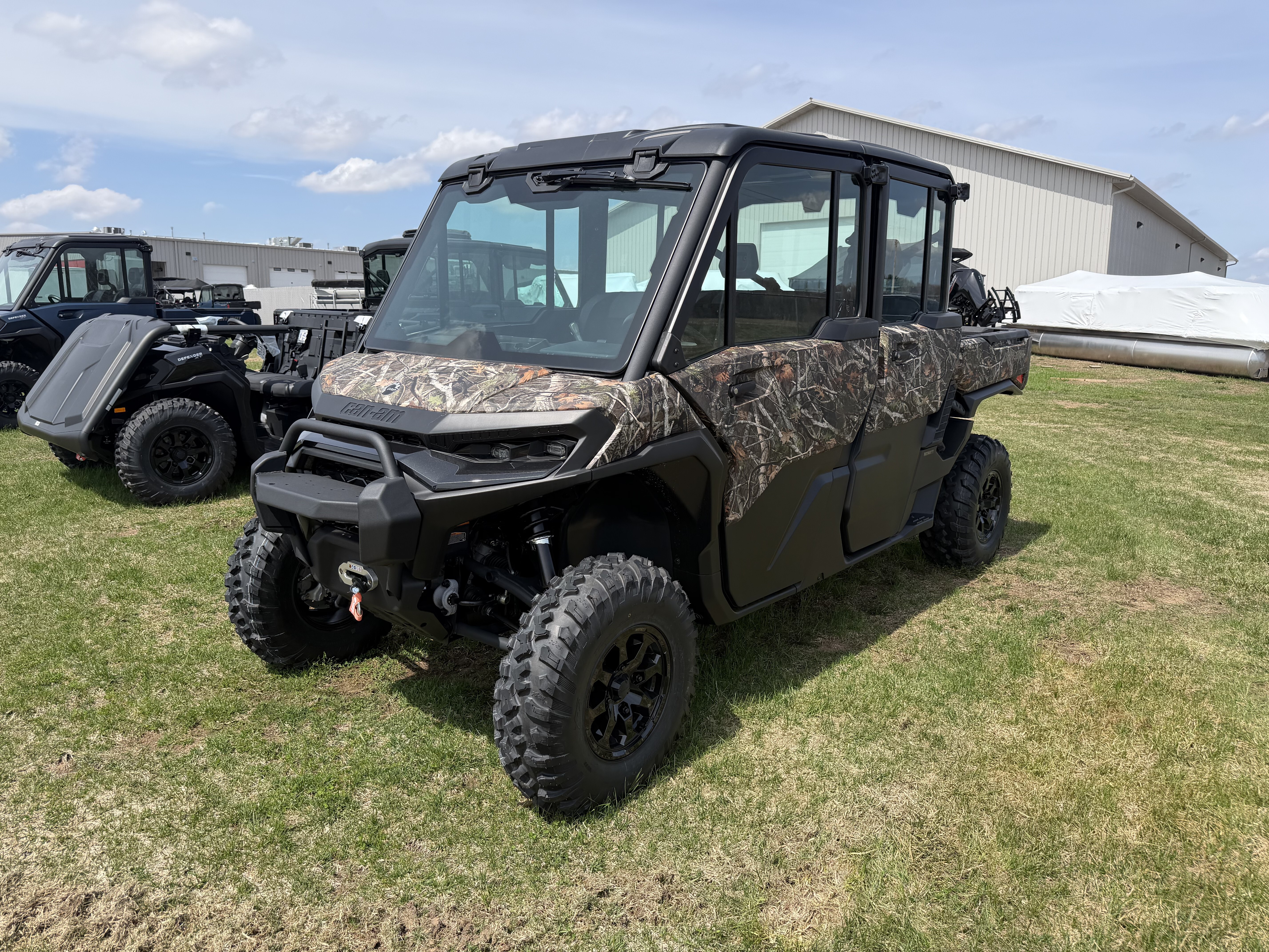 2026 Can-Am Defender MAX XT CAB HD11 in suamico WI