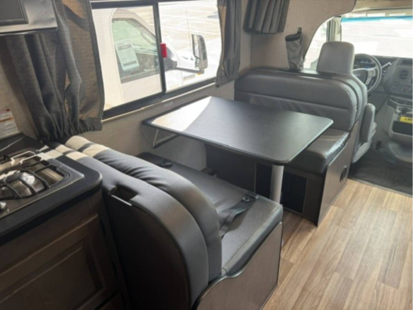 A photo of this 2022 Winnebago MINNIE WINNIE 328QR