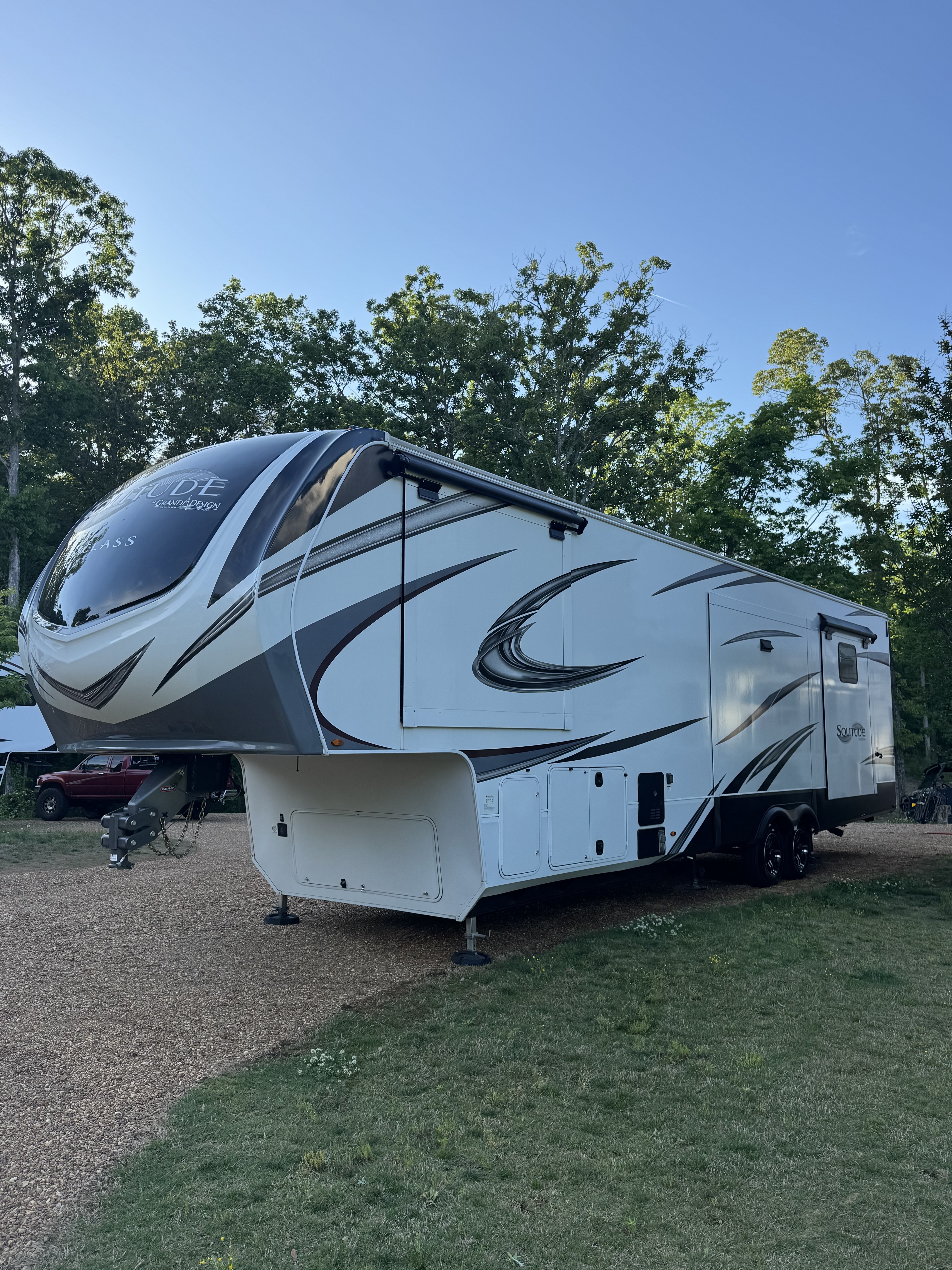 2022 Grand Design SOLITUDE S-CLASS 3950BH-R in odenville AL