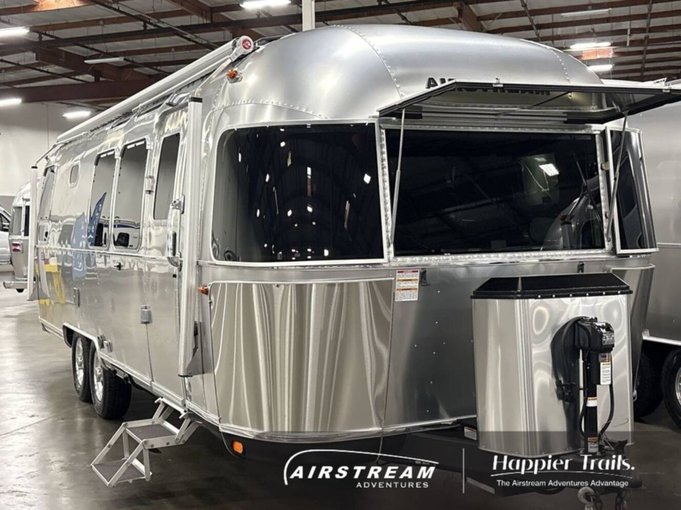 A photo of this 2026 Airstream Classic 28RB