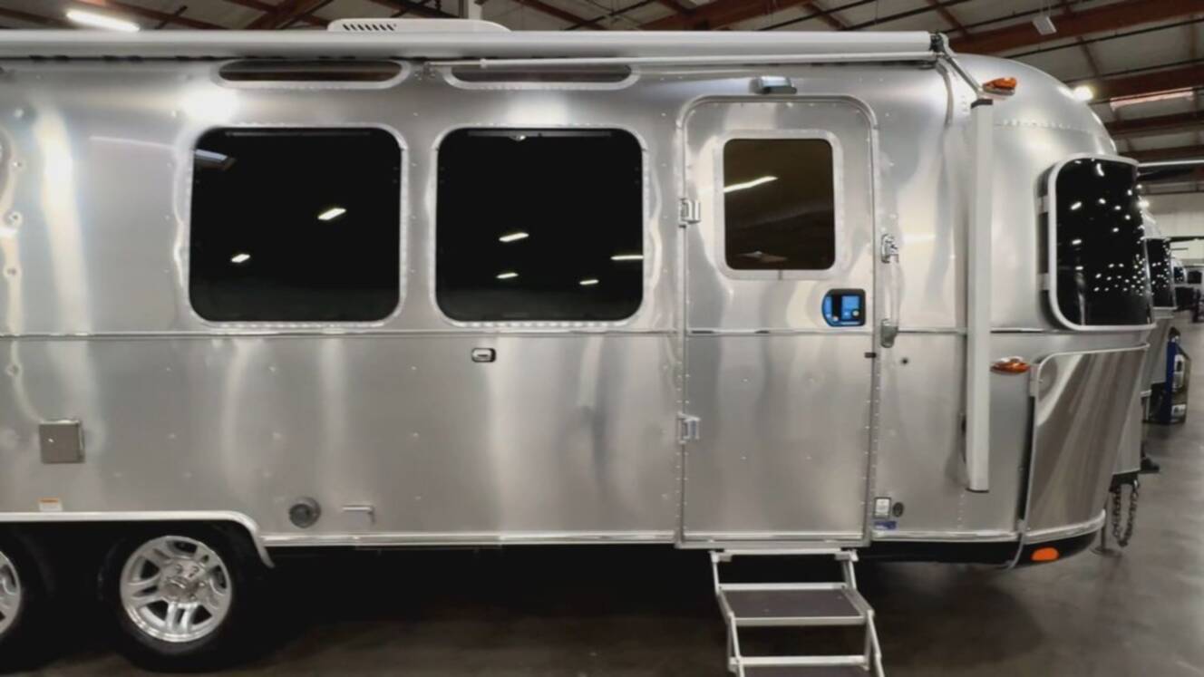A photo of this 2026 Airstream Classic 28RB