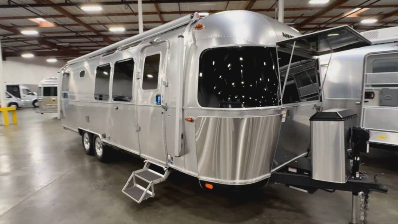 A photo of this 2026 Airstream Classic 28RB