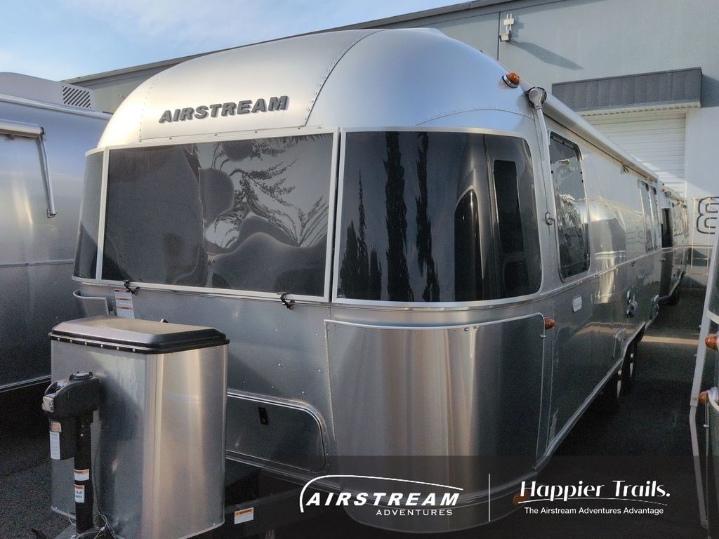 2024 Airstream Flying Cloud 27FB in clackamas OR