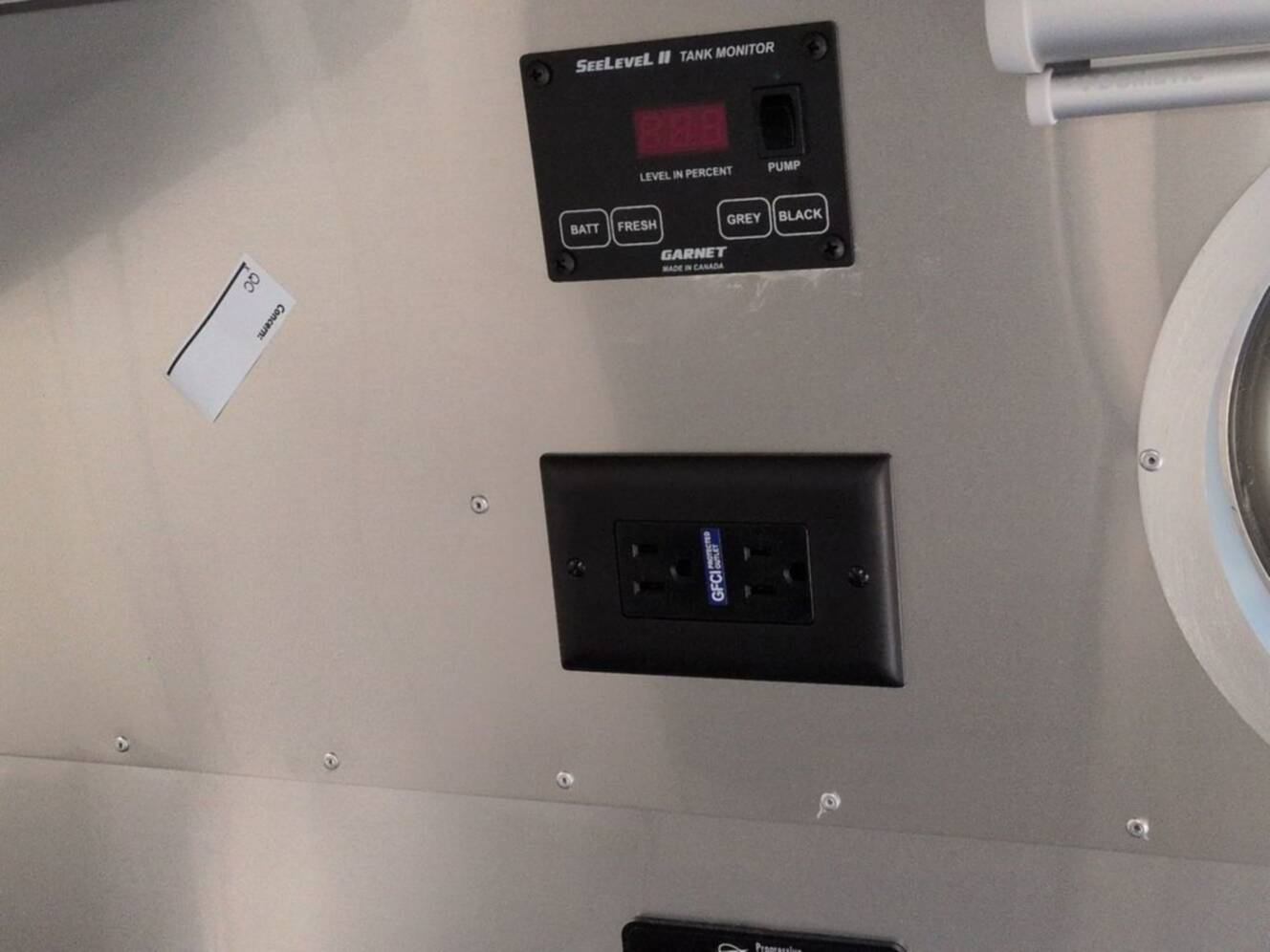 A photo of this 2024 Airstream Flying Cloud 27FB