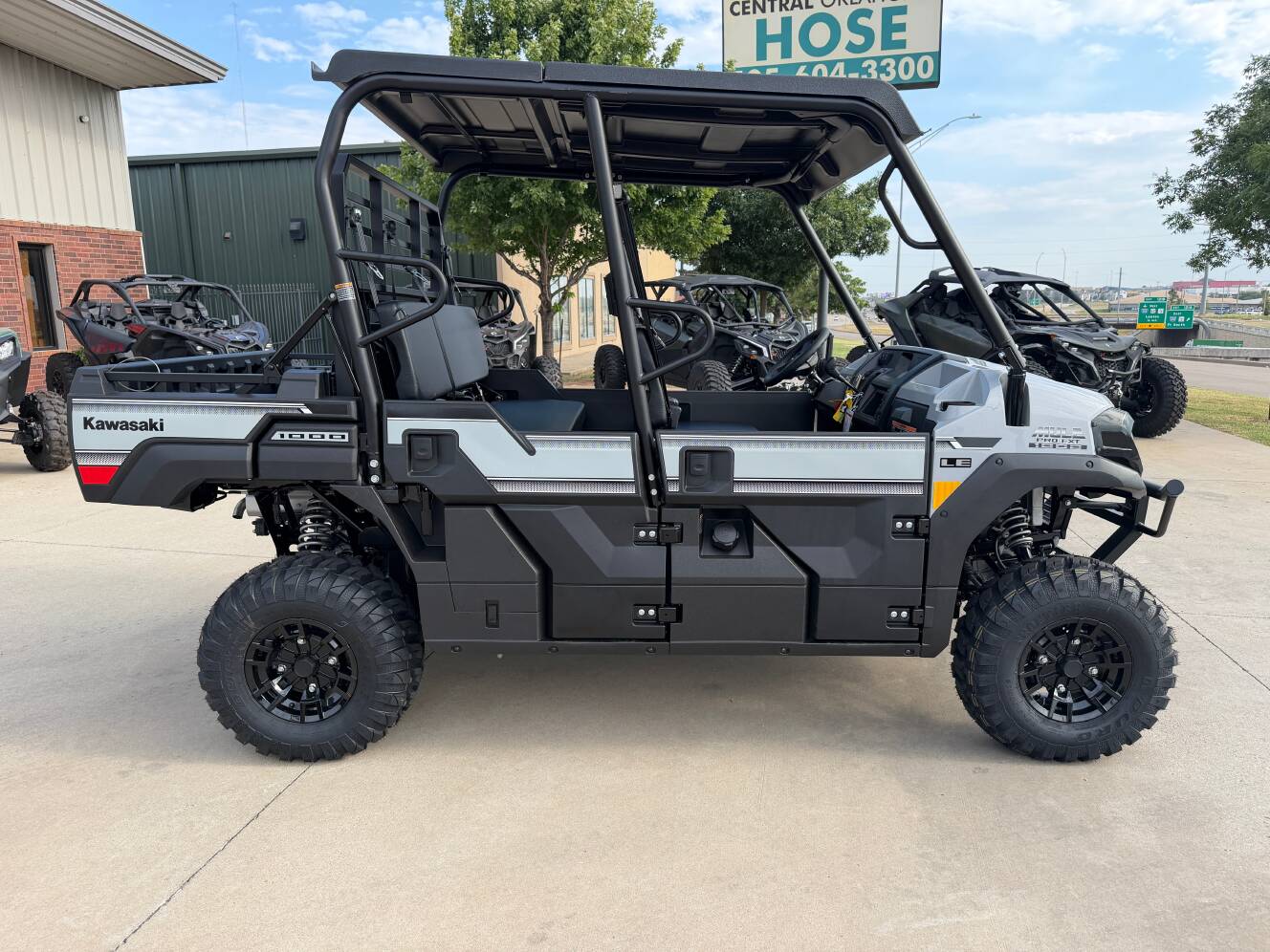 A photo of this 2027 Kawasaki MULE PRO-FXT™ 1000 LE