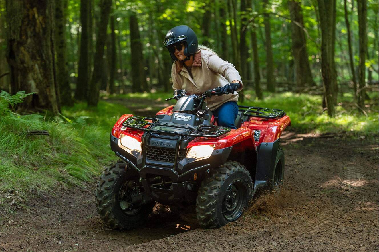A photo of this 2027 Honda FourTrax Rancher 4x4 Automatic DCT EPS