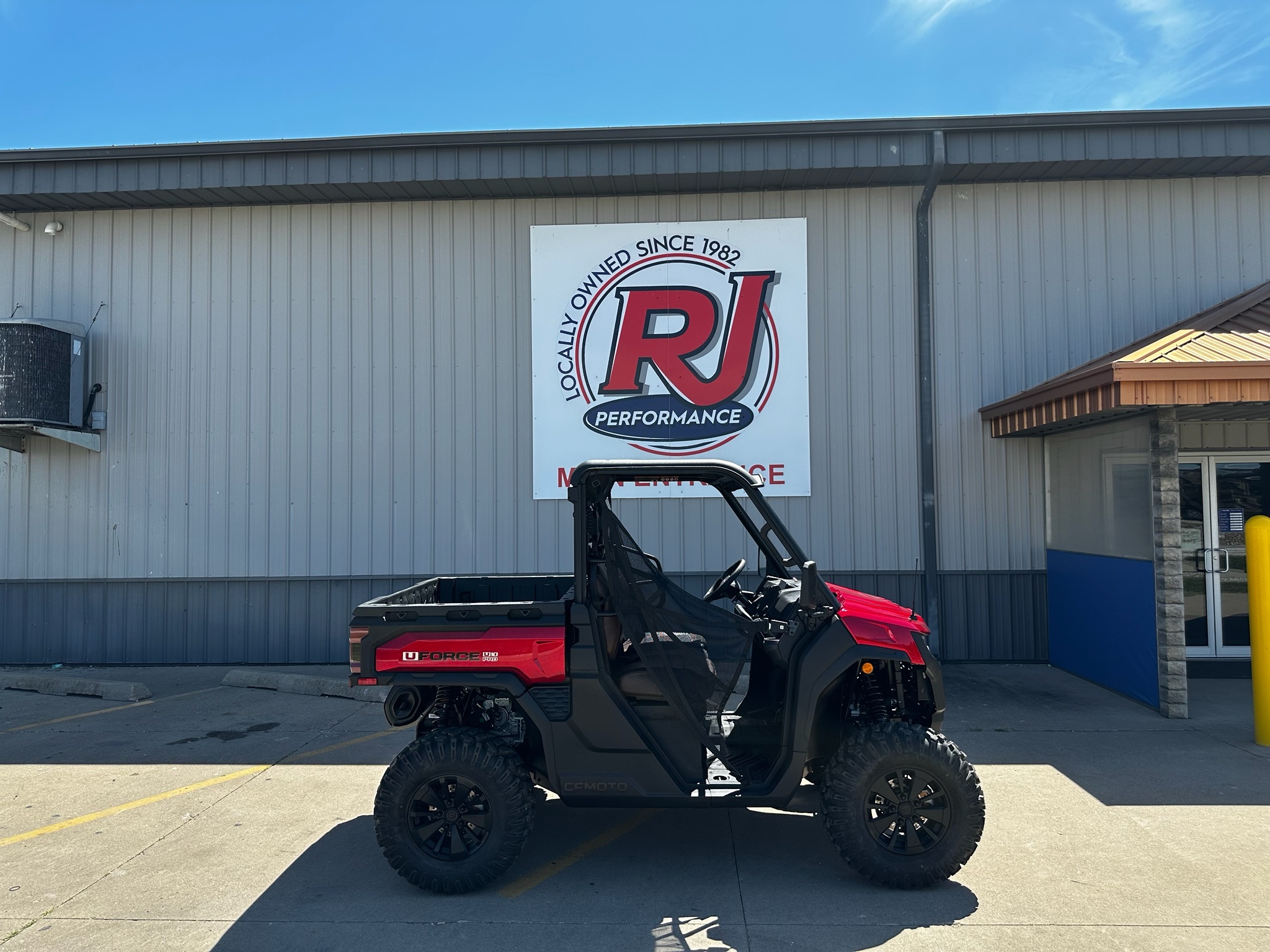 2026 CFMOTO UFORCE U10 Pro in ottumwa IA