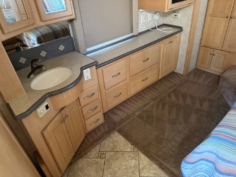 2006 TIFFIN MOTORHOMES ALLEGRO BUS 40 QDP