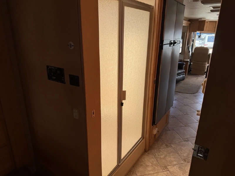 2006 TIFFIN MOTORHOMES ALLEGRO BUS 40 QDP