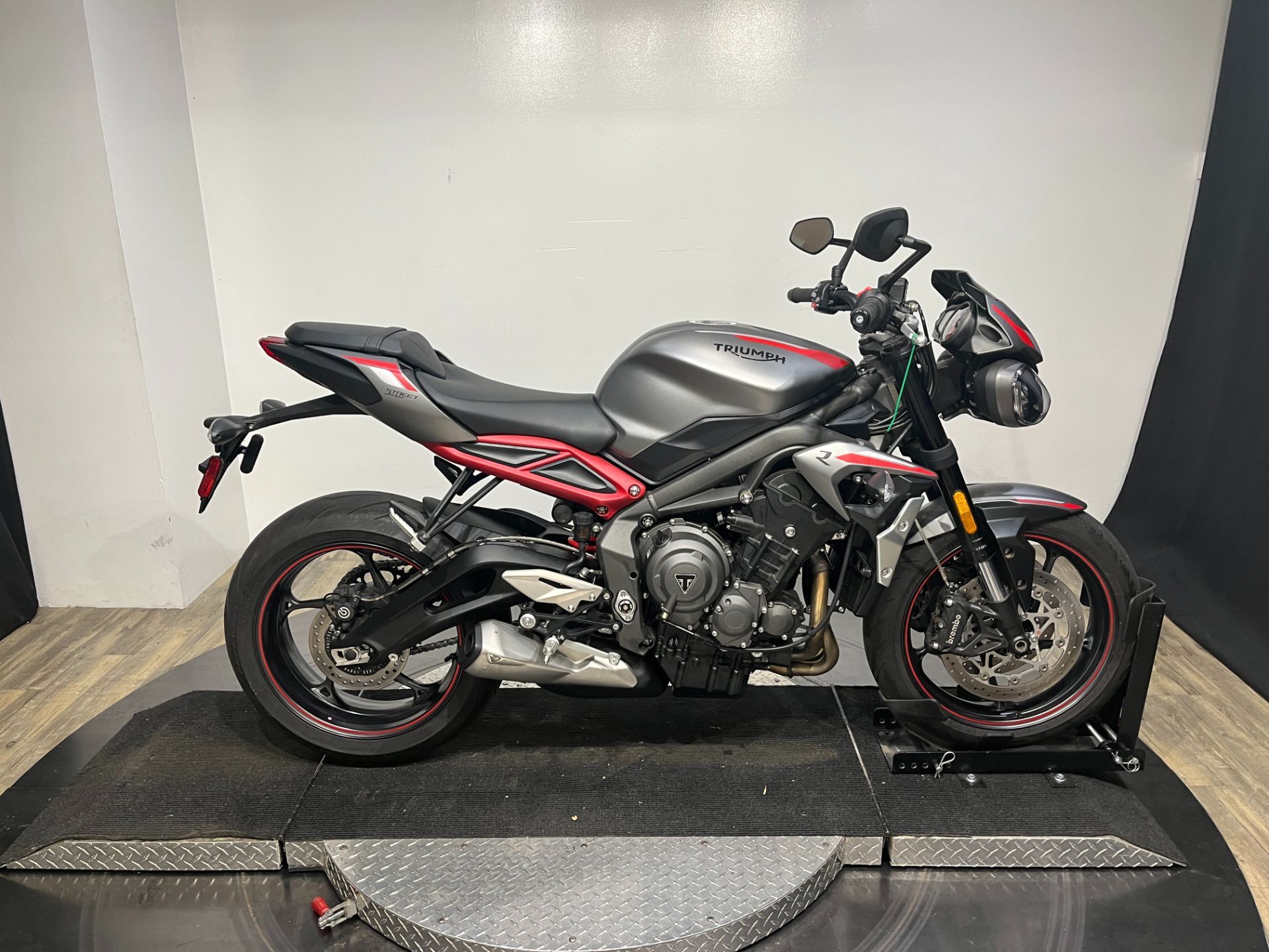 2020 Triumph Street Triple R R in Wauconda, IL
