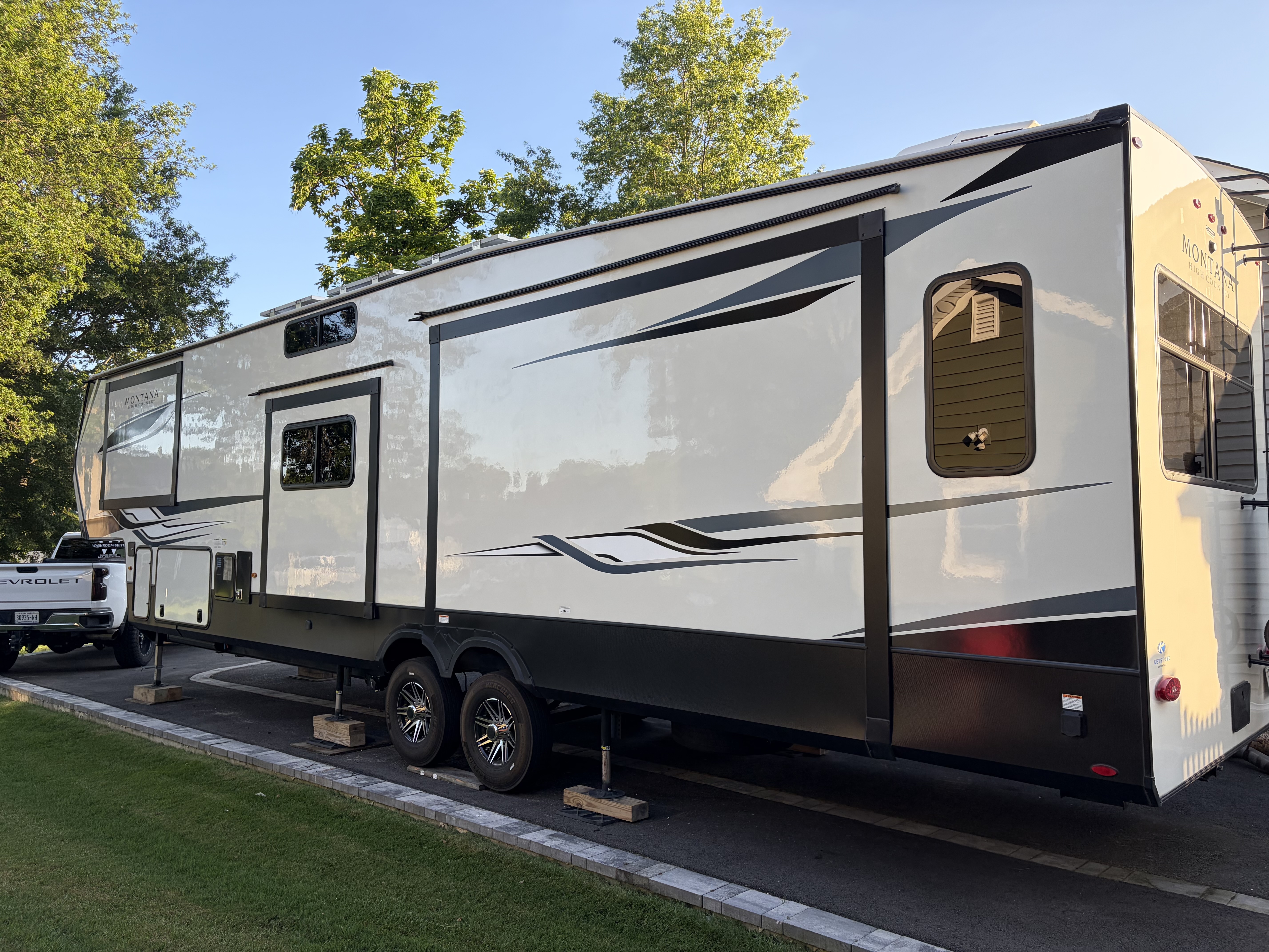 View more photos of this listing