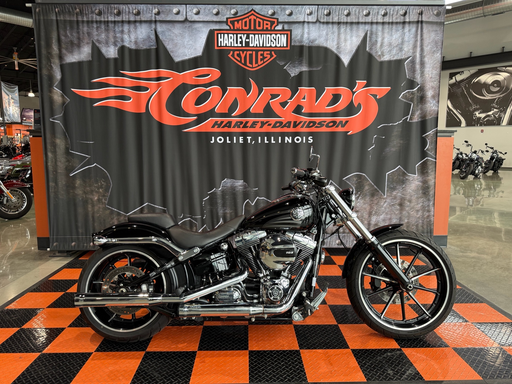 2016 Harley-Davidson Breakout® in Shorewood, IL