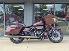 Heavyweight Baggers Are Making Waves In The Motorcycle World image