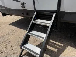 2019 FOREST RIVER VENGEANCE ROGUE 324A13