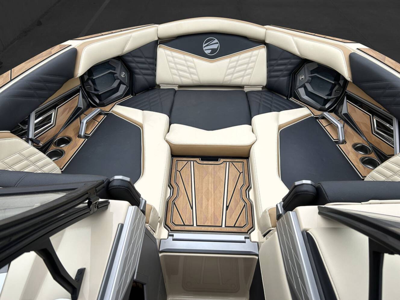 A photo of this 2024 Tige 23ZX