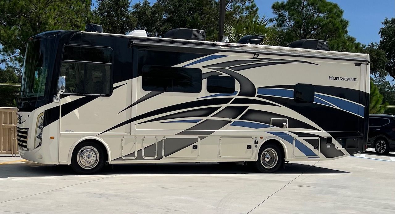 2021 Thor Motor Coach HURRICANE 29M in dayton OH