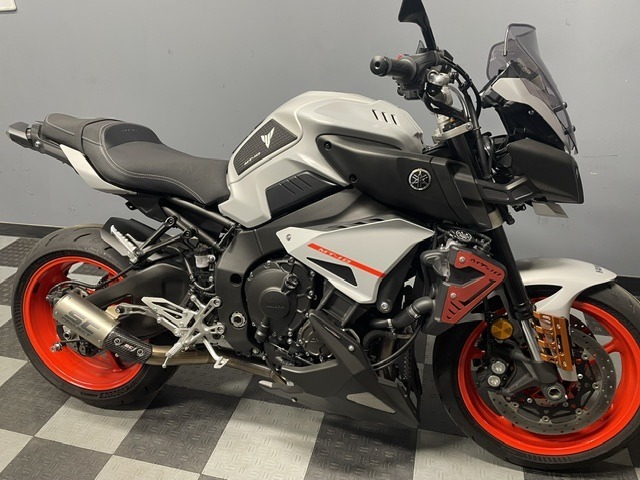 2019 Yamaha MT-10 10 in Shakopee, MN