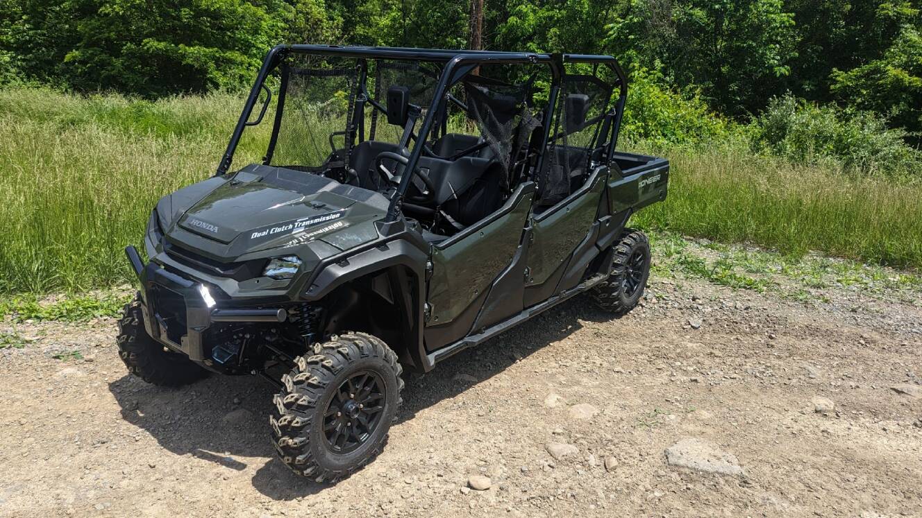 A photo of this 2025 Honda Pioneer 1000-6 Deluxe Crew
