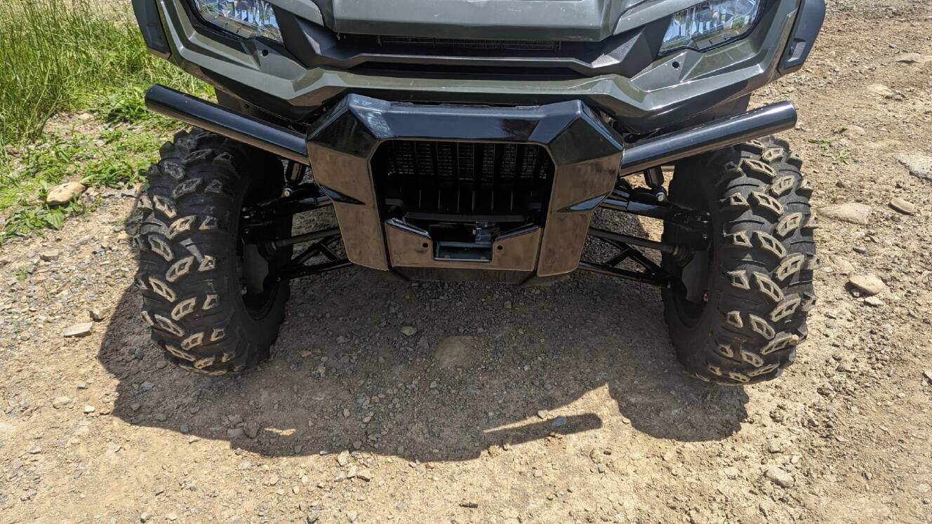 A photo of this 2025 Honda Pioneer 1000-6 Deluxe Crew