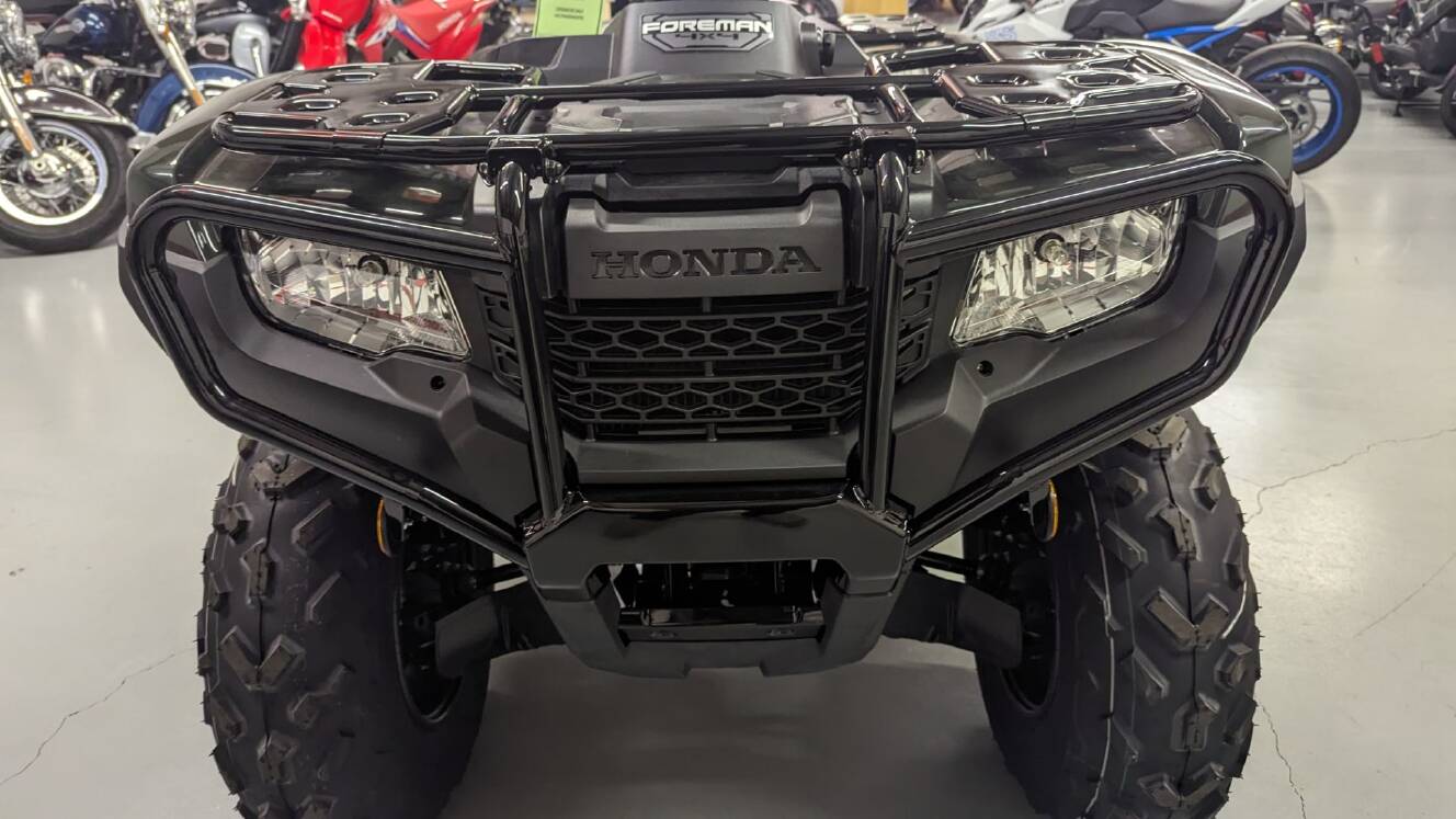 A photo of this 2026 Honda FourTrax Foreman 4x4