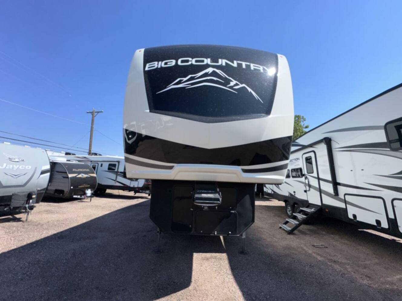 A photo of this 2022 Heartland Big Country 3155RLK