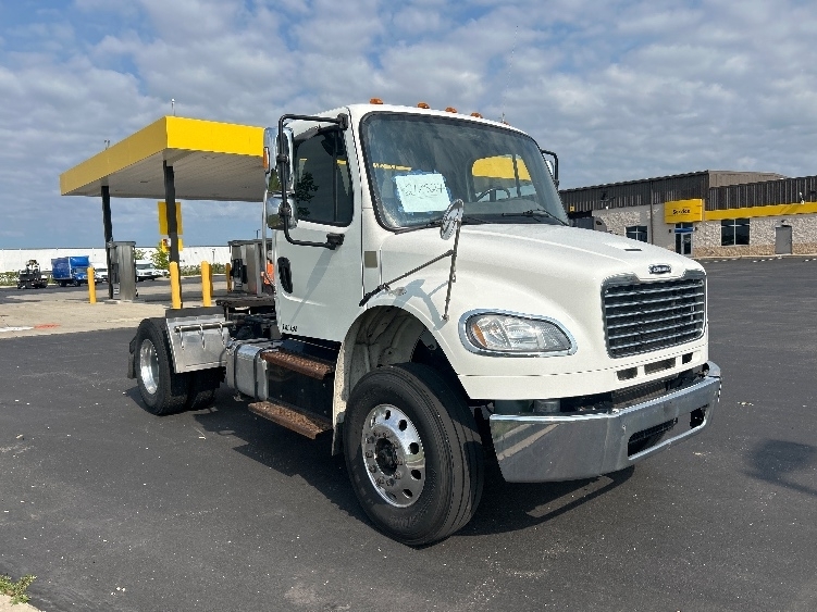 2019 FREIGHTLINER BUSINESS CLASS M2 106 in Madison, WI