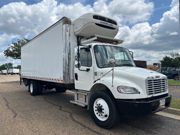 2021 FREIGHTLINER BUSINESS CLASS M2 106 in Jackson, MS