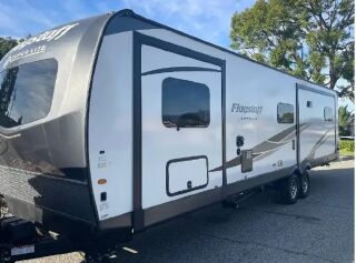 2024 FOREST RIVER FLAGSTAFF SUPER LITE 29RLSS