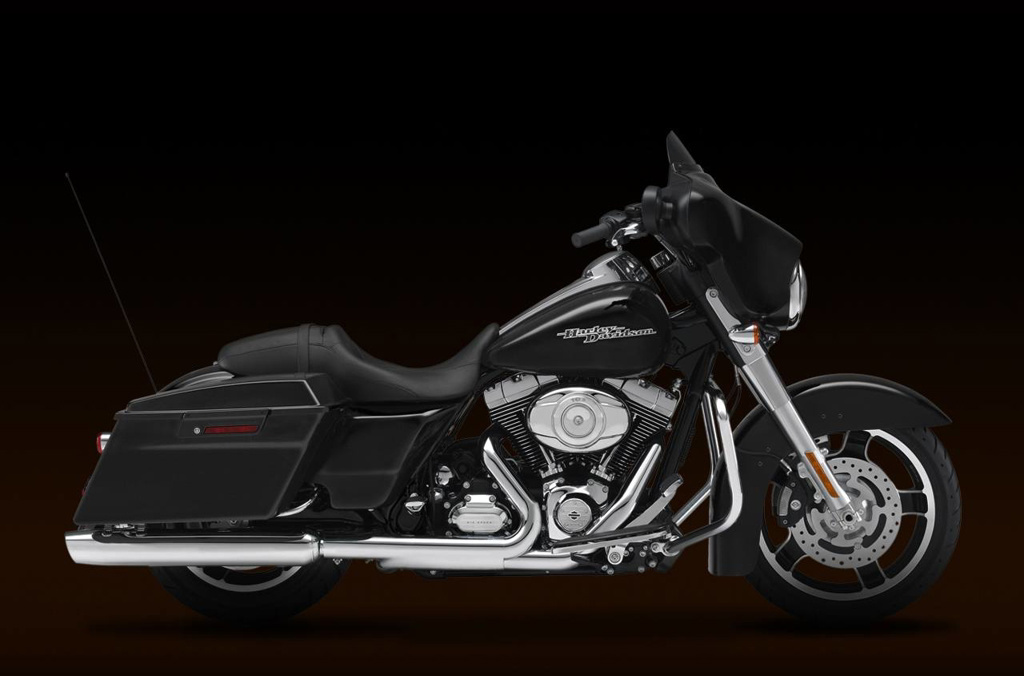2011 Harley-Davidson FLHX-103 STREET GLIDE BASE in Conroe, TX