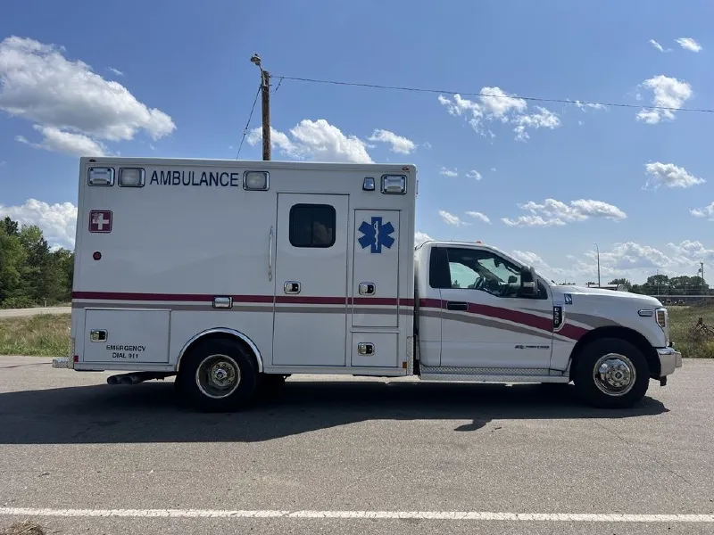 2019 FORD F350 SUPER DUTY AMBULANCE