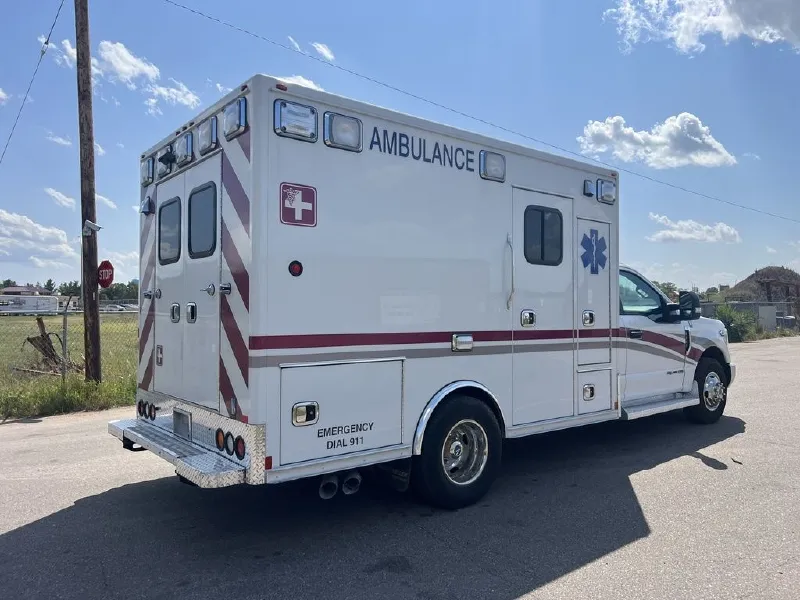 2019 FORD F350 SUPER DUTY AMBULANCE