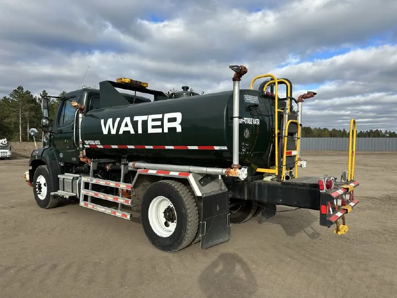 2016 FREIGHTLINER 108SD TANKER
