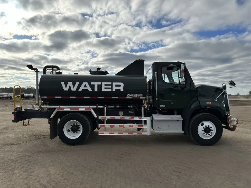 2016 FREIGHTLINER 108SD TANKER