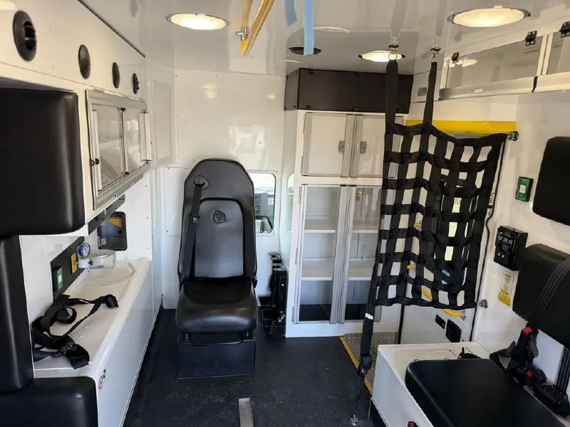 2023 FORD CRESTLINE AMBULANCE