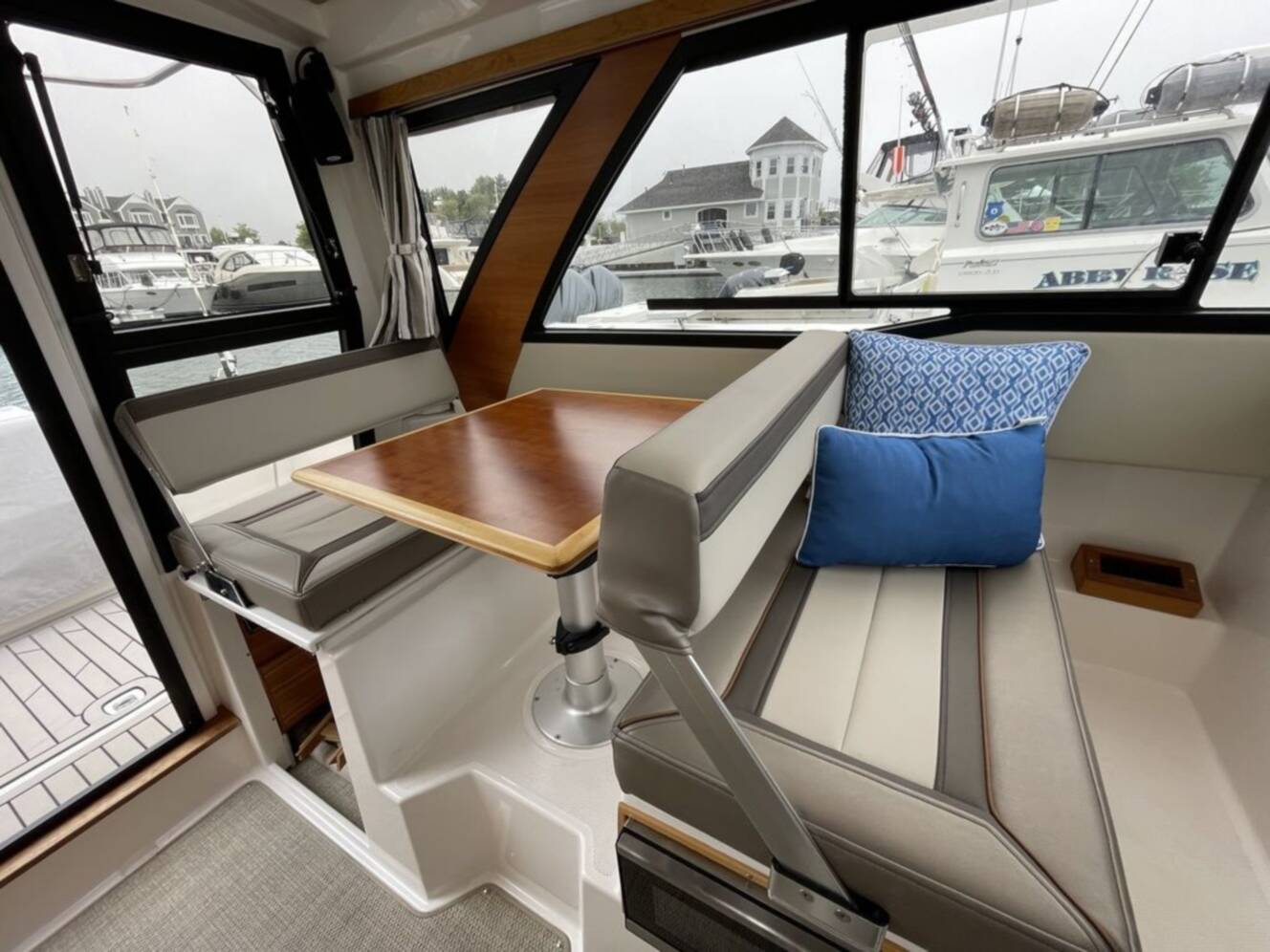 A photo of this 2024 Cutwater 248 C COUPE