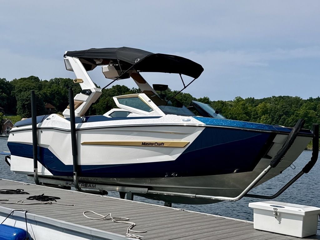 2027 Mastercraft X22 NAN in naples ME