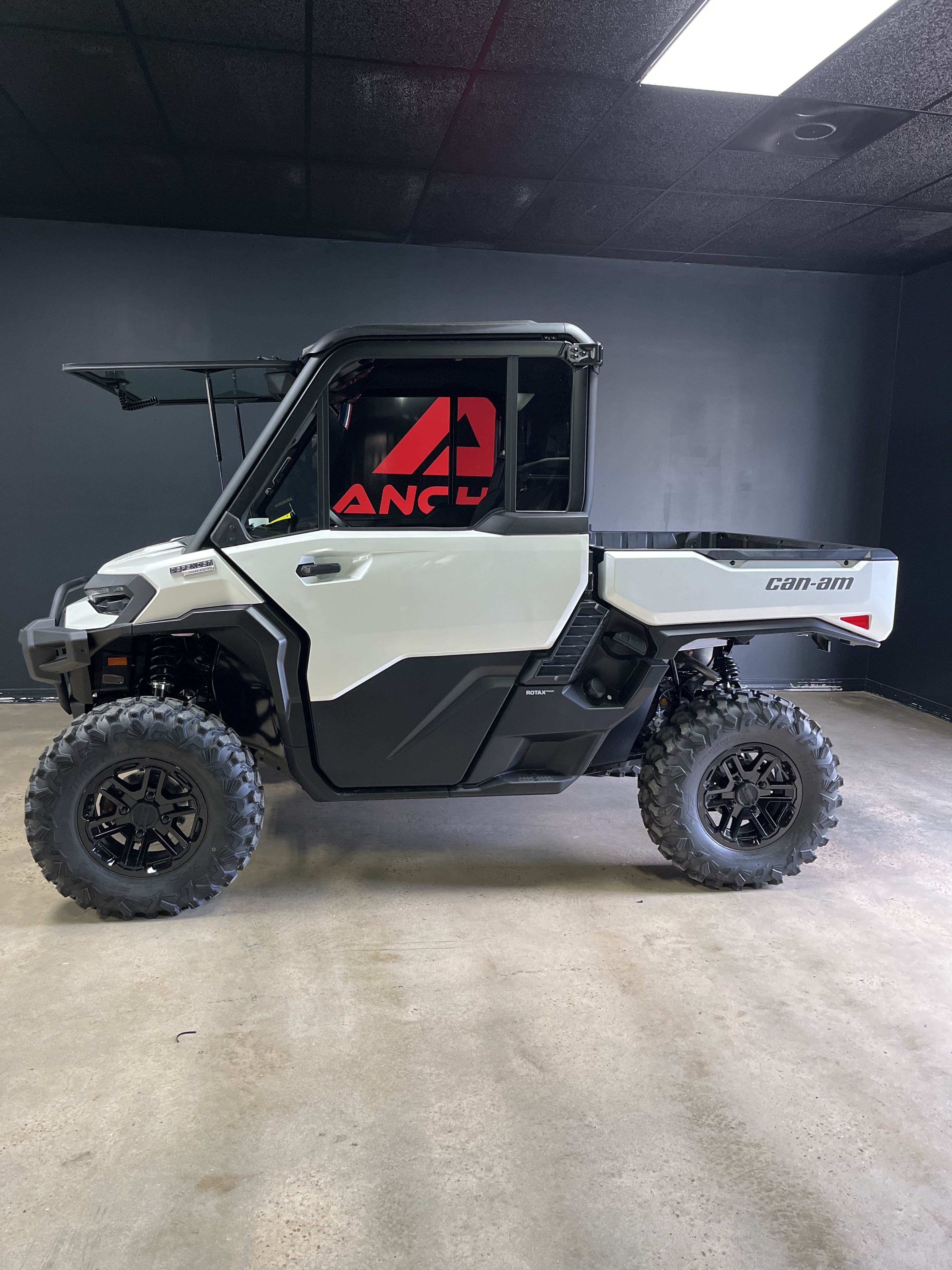 2026 Brp Mexico S.A. De C.V. DEFENDER LIMITED HD11 in andalusia AL