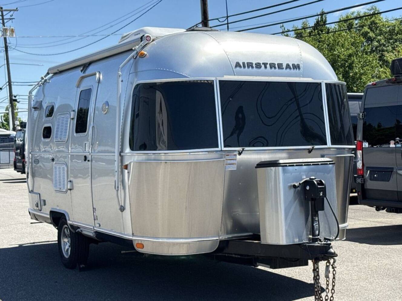 A photo of this 2018 Airstream Flying Cloud 20FB
