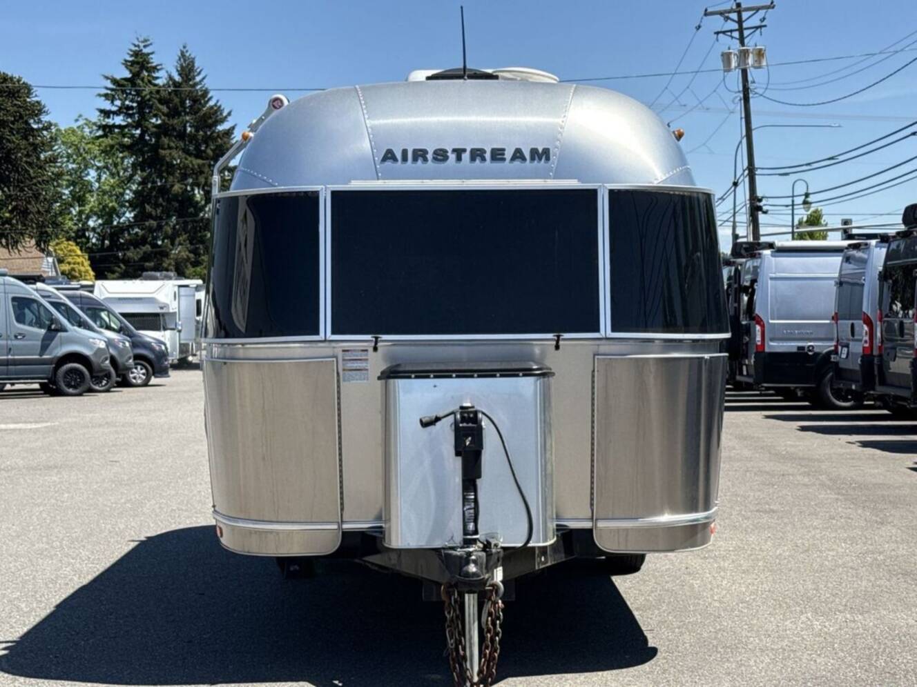 A photo of this 2018 Airstream Flying Cloud 20FB