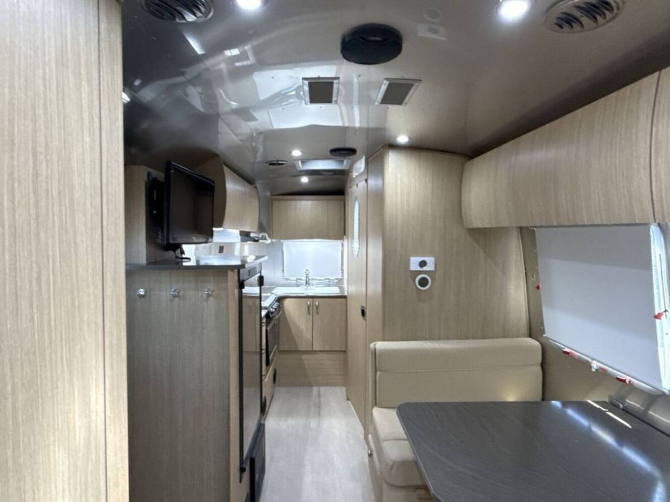 A photo of this 2018 Airstream Flying Cloud 20FB