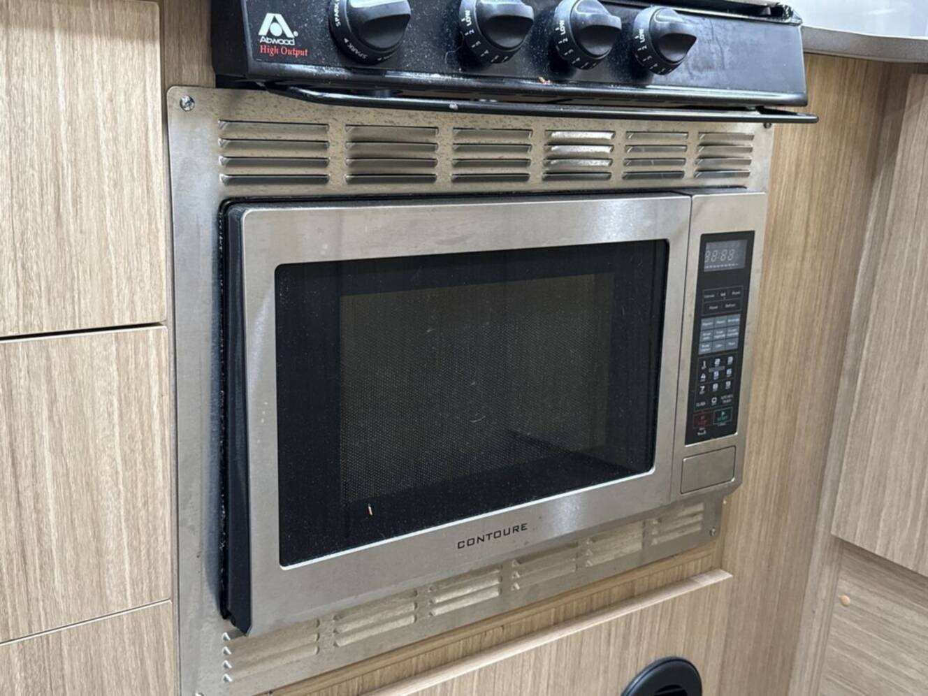 A photo of this 2018 Airstream Flying Cloud 20FB
